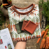 Carrot Row Short Set