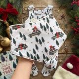Christmas Getaway Dribble Bib