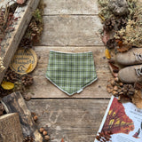 Hunter Tweed Dribble Bib