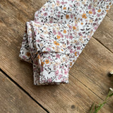 Petal Breeze Slim Leggings