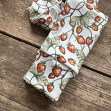 Strawberries Slim Leggings | SALE