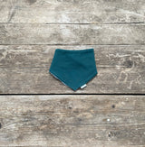 Play Range Dribble Bib