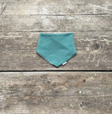 Play Range Dribble Bib