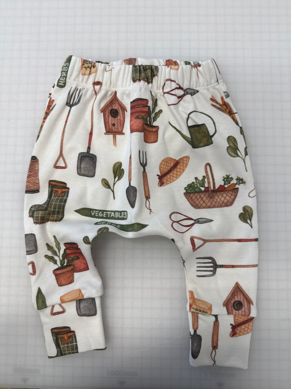 Gardening Harem Leggings | Ready To Post