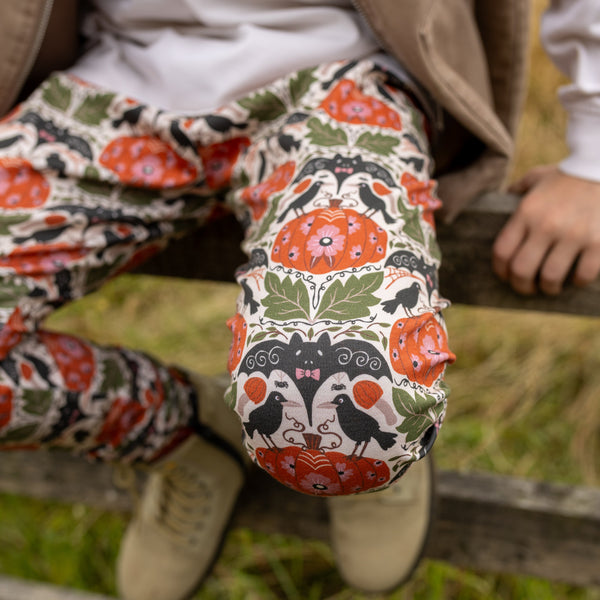Crows & Curiosity Slim Leggings