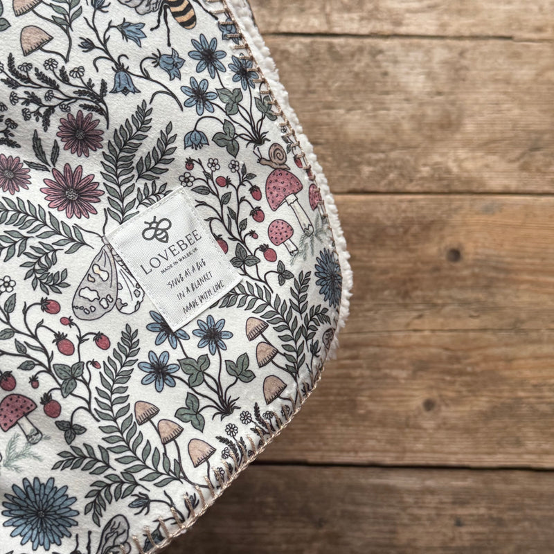 Natures Pace Teddy Blanket