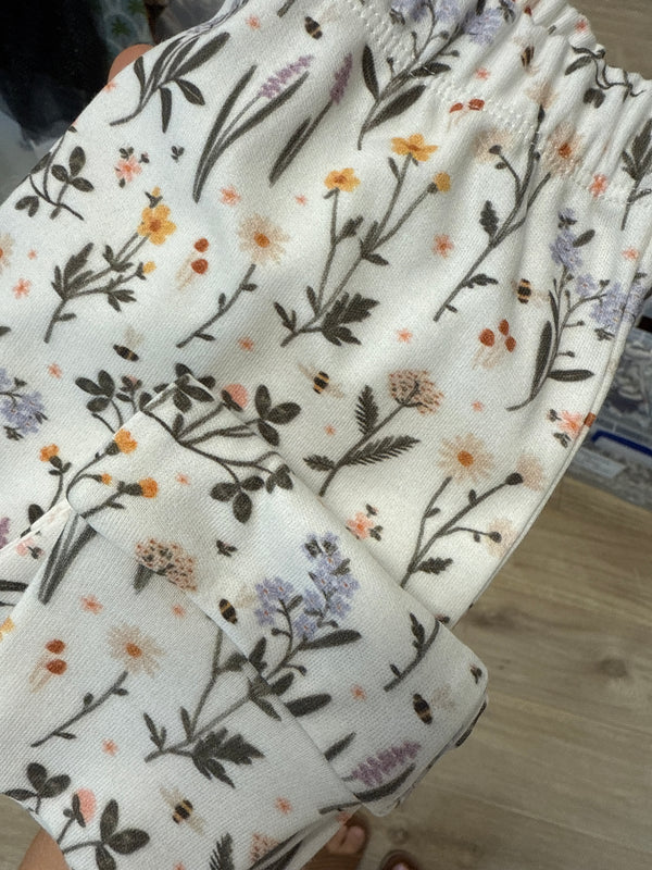 Ditsy Meadow Leggings | Imperfect Print | Ready To Post