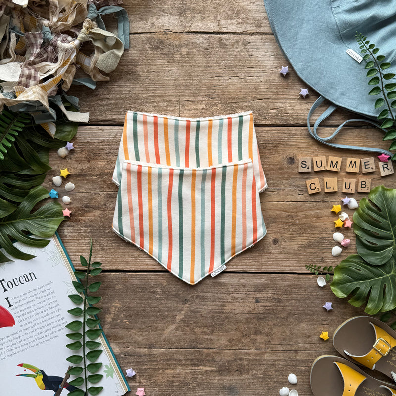 Wavy Stripes Dribble Bib