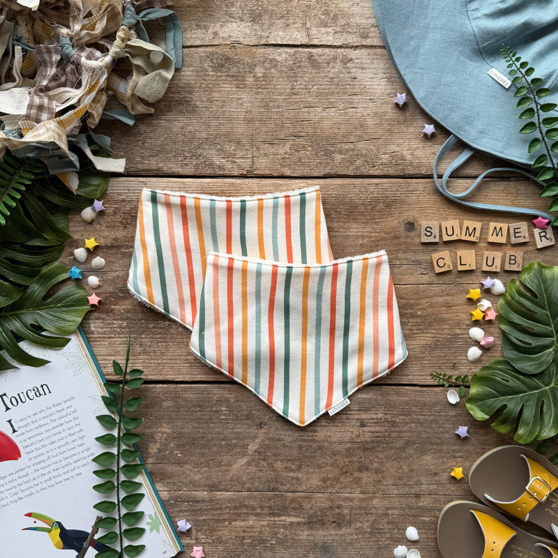 Wavy Stripes Dribble Bib