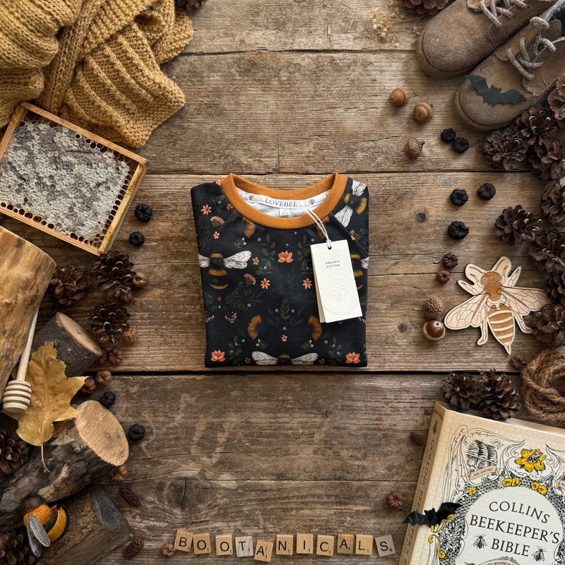 Dark Bee & Boo-tanicals T-shirts