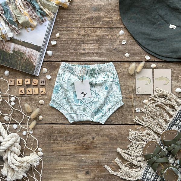 Beach Walk Cuffed Shorts | Ready To Post