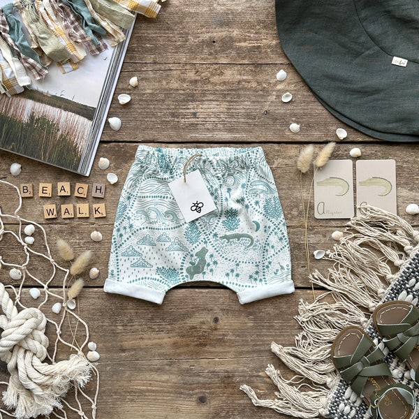 Beach Walk Rolled Shorts | Ready To Post
