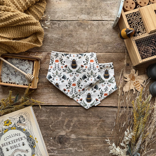 Bee and Botanicals Dribble Bib