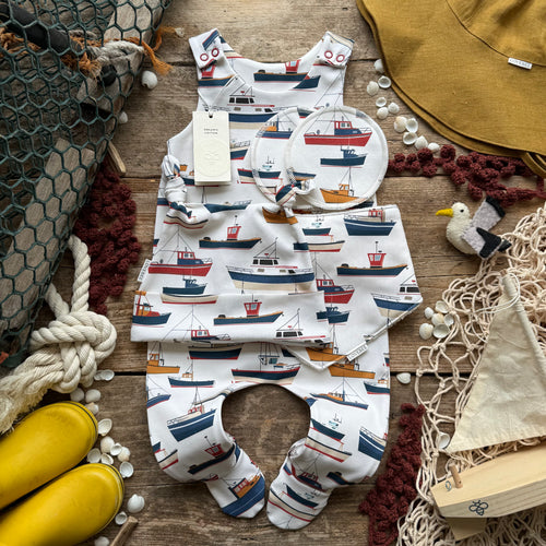 Boats New Baby Bundle