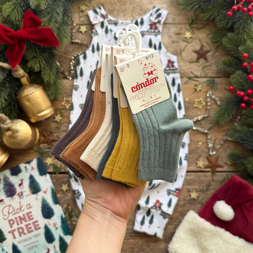 Christmas Getaway | Style With Bee | Socks