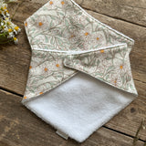 Daisies Dribble Bib
