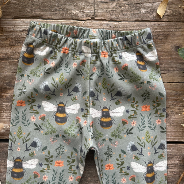 Forest Bee And Botanicals Slim Leggings | Ready To Post by