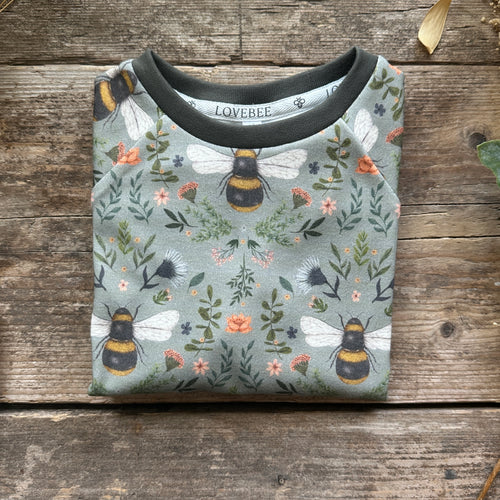 Forest Bee and Botanicals Long Top