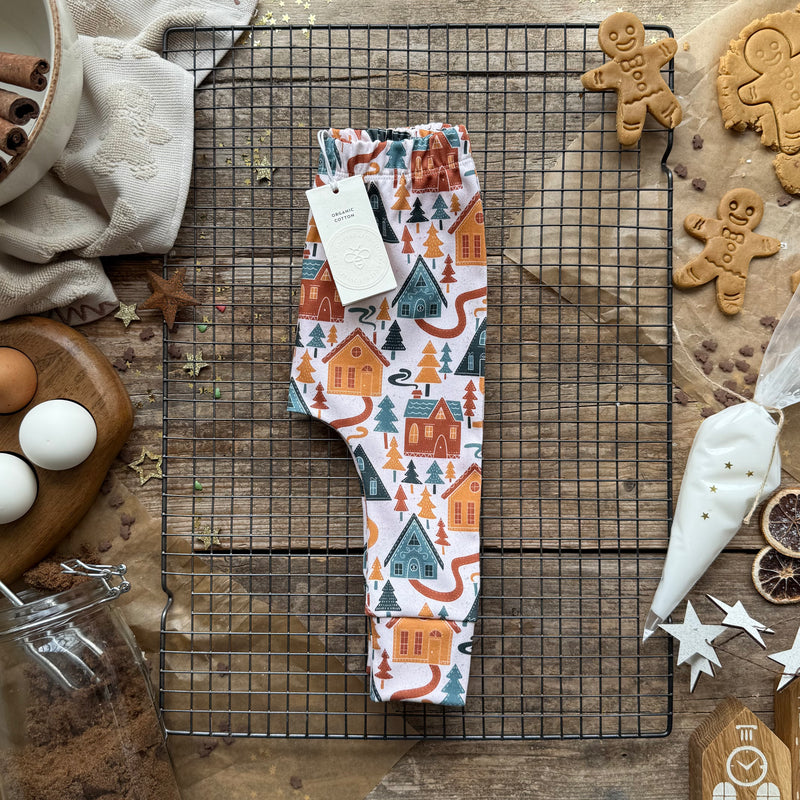 Gingerbread Village Harem Leggings