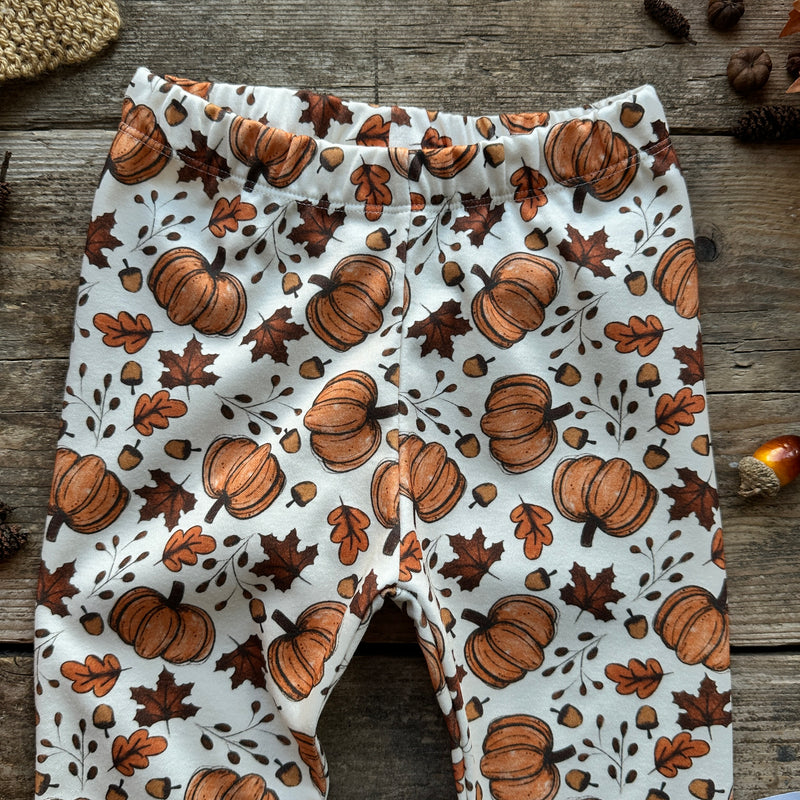 Rustic Pumpkins Slim Leggings