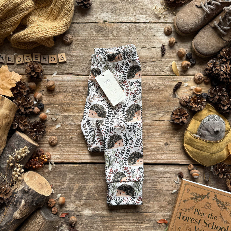 Hedgehog Hideaway Slim Leggings