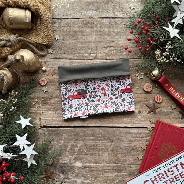 Holiday Truck Printed Snood