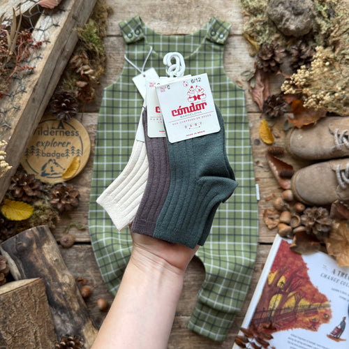 Hunter Tweed | Style With Bee | Socks
