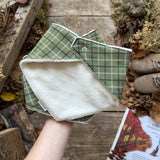 Hunter Tweed Dribble Bib