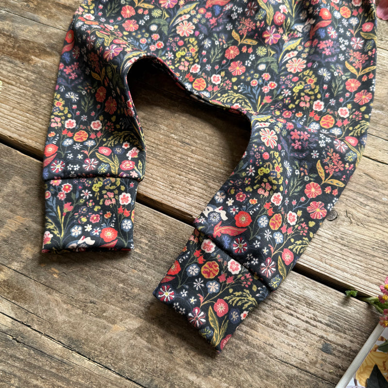 Midsummer Nights Harem Leggings