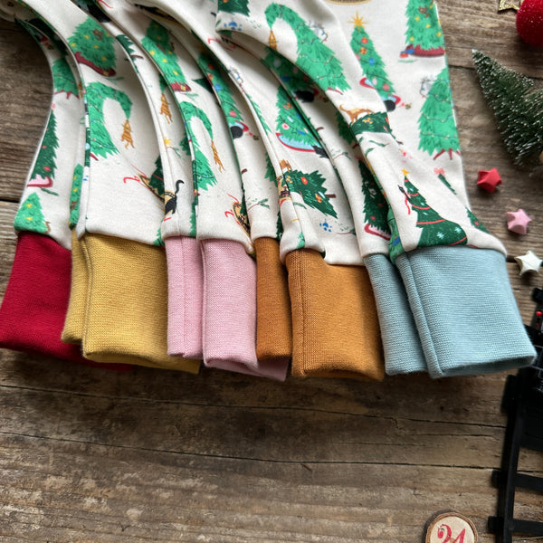 Purrfect Christmas Harem Leggings | Ready To Post