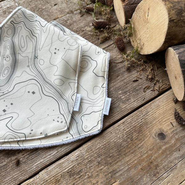 Topography Dribble Bib