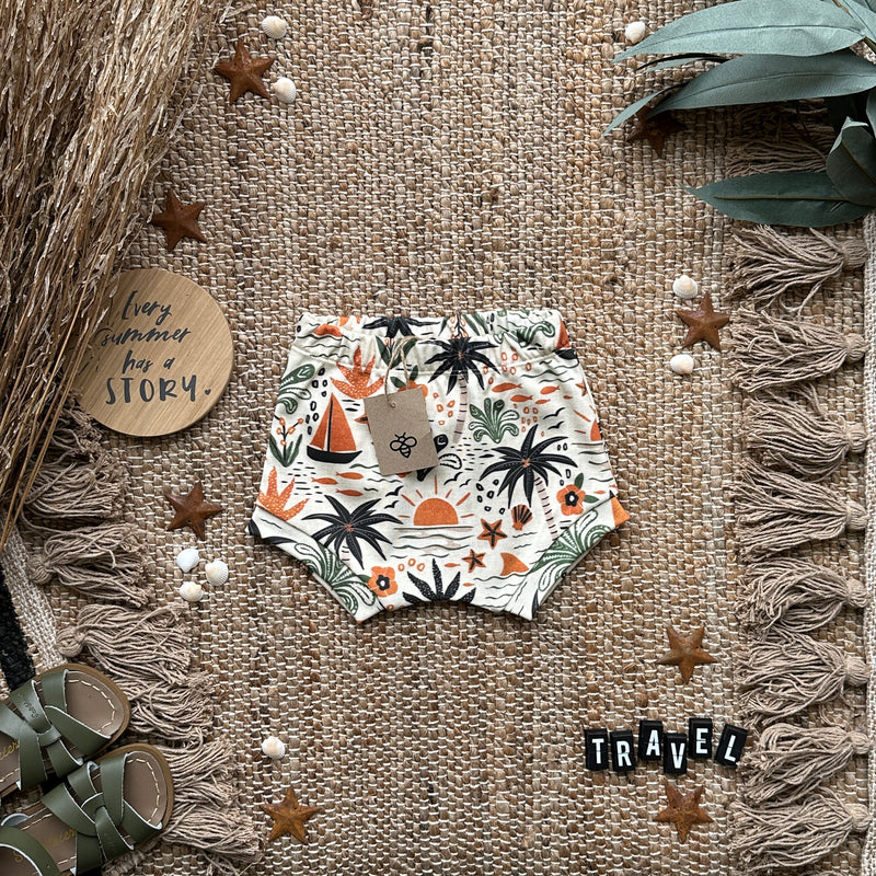 Travel Cuffed Shorts | Ready To Post