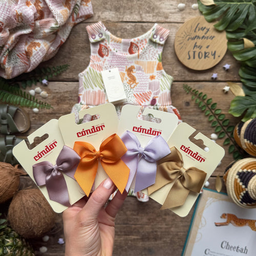 Tropical Art | Style With Bee | Bows