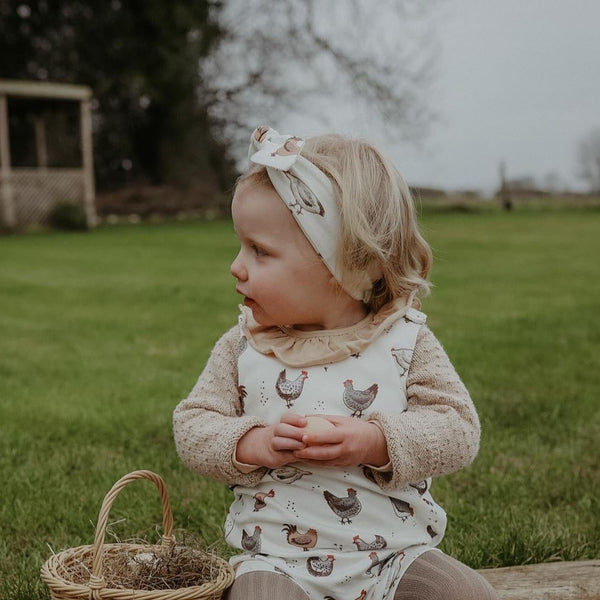 Hens Knot Bow Headband