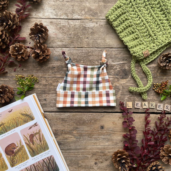 Autumn Check Knotted Hat