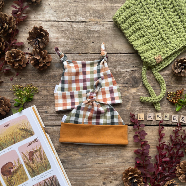 Autumn Check Knotted Hat