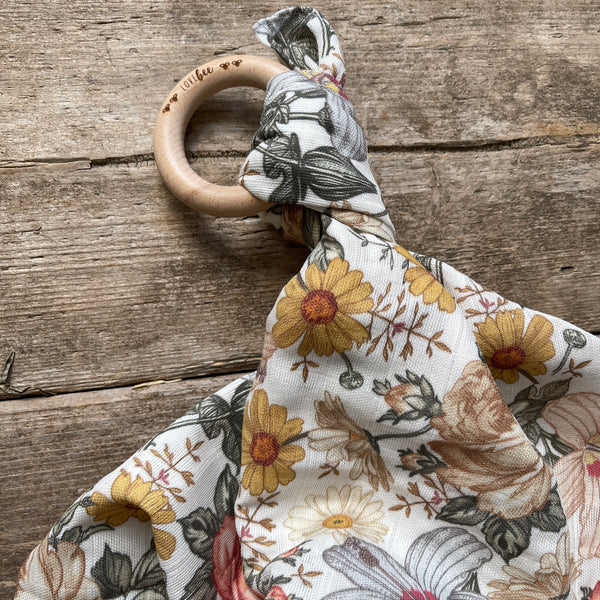 Vintage Flowers Lovie